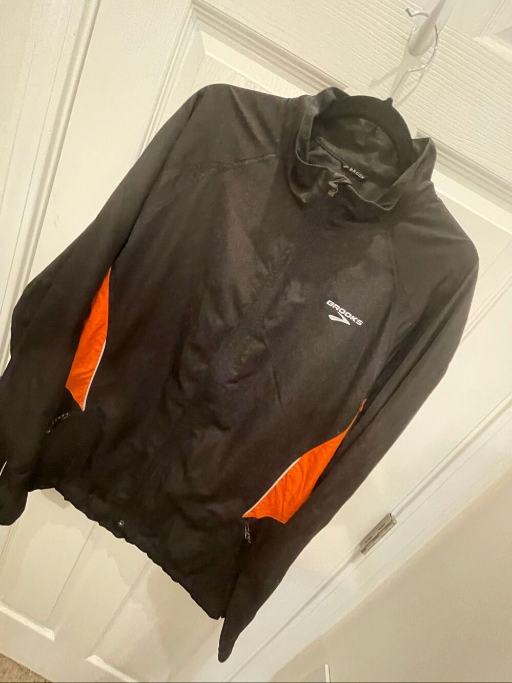 Brooks Shelter Technology Running Jacket Men’s XL Black Orange Windbreaker